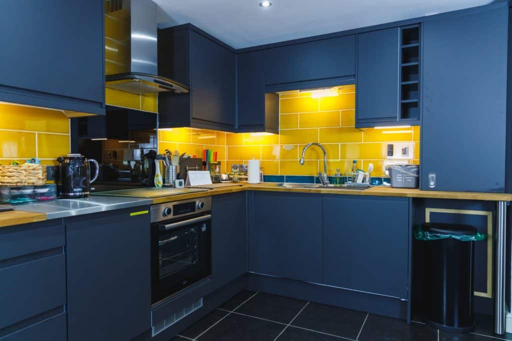 Electric Oven and hob with extractor